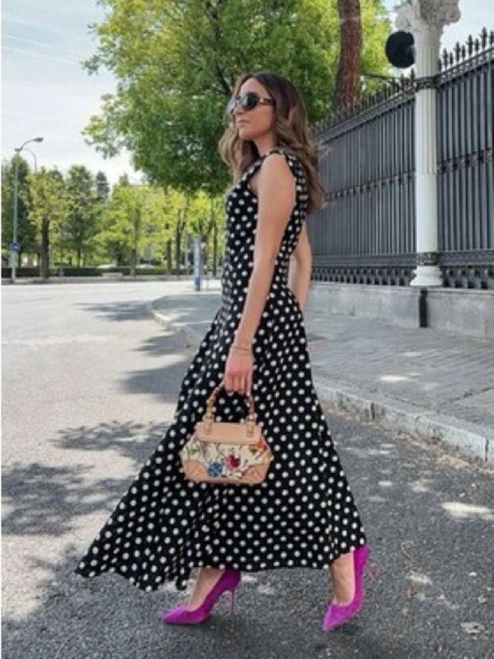 NWT. Zara ZW Collection Black/White Polka Dot Sleeveless Midi Dress. Size M. - Picture 5 of 11